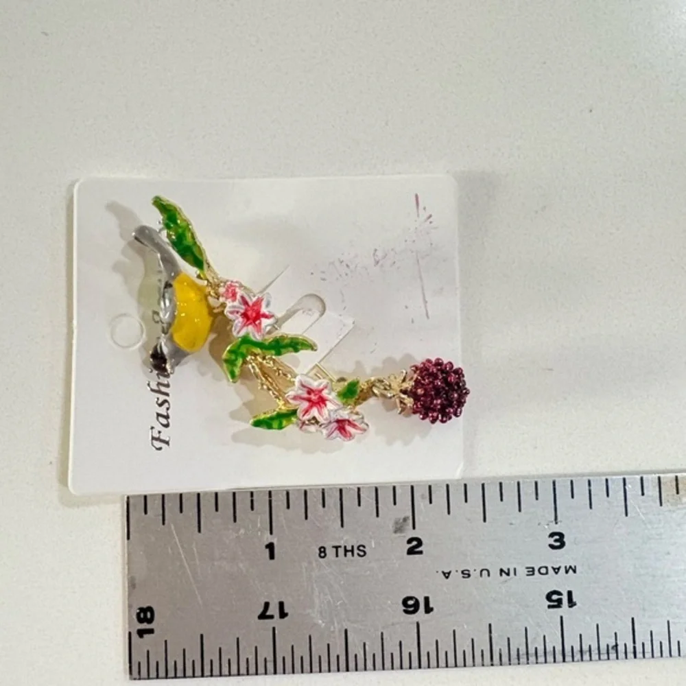 Ash enamel brooch